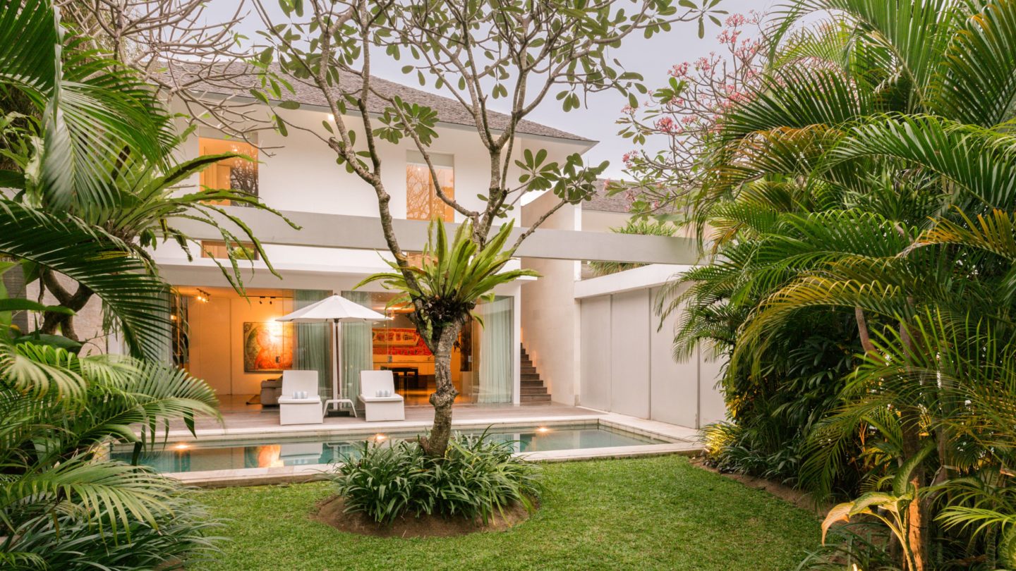 airbnb luxe bali
